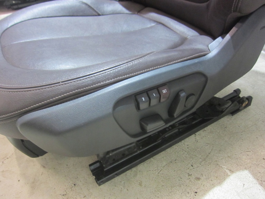 Bmw x1 f48 сидіння заднє сидіння обшивки шкіра комплект коричнева mocca салон elektry Київ