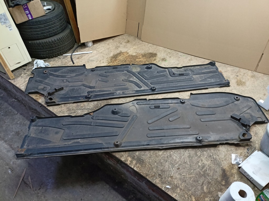 фото №1, Clk w209 захист підвіска плита ліва оригінальний номер