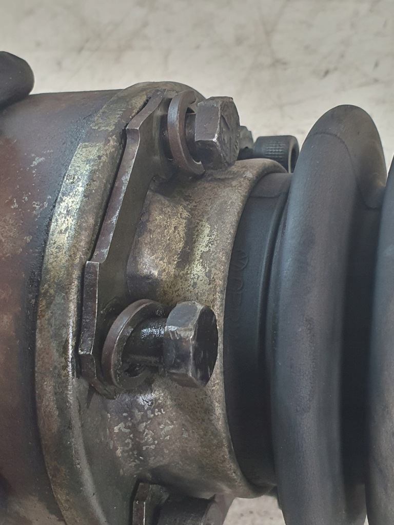 фото №5, Привідний вал права довга audi a3 8l 1.8b 125km 96r.