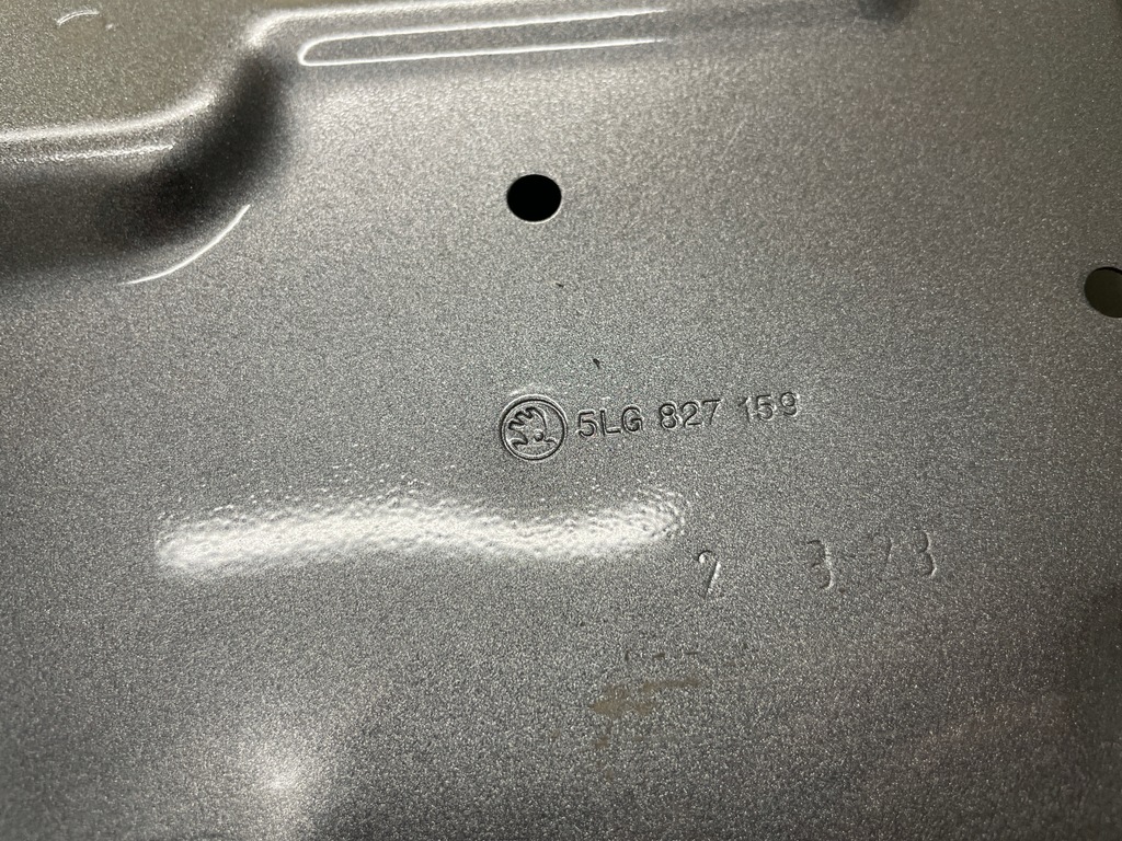 фото №9, Skoda enyaq крышка багажника багажника 5lg827159