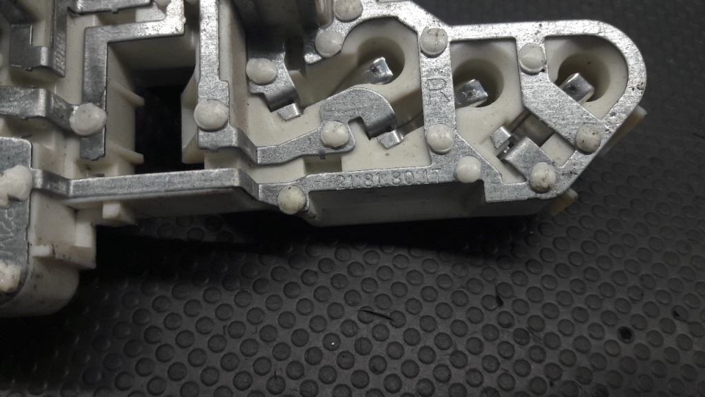 21818017 вкладыш лампы правый задний  led bmw e91 Цена