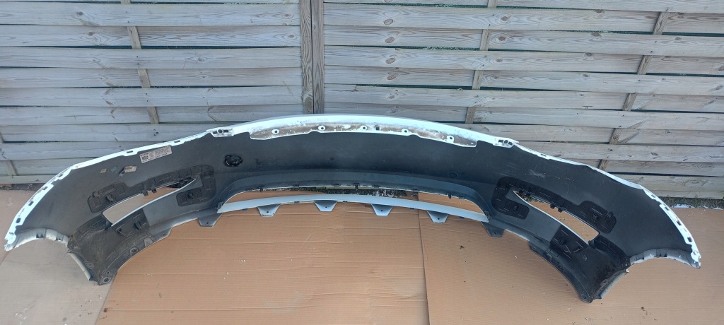 Купить Бампер перед передний tesla model y 20-24rok 1540104-06-c оригинал