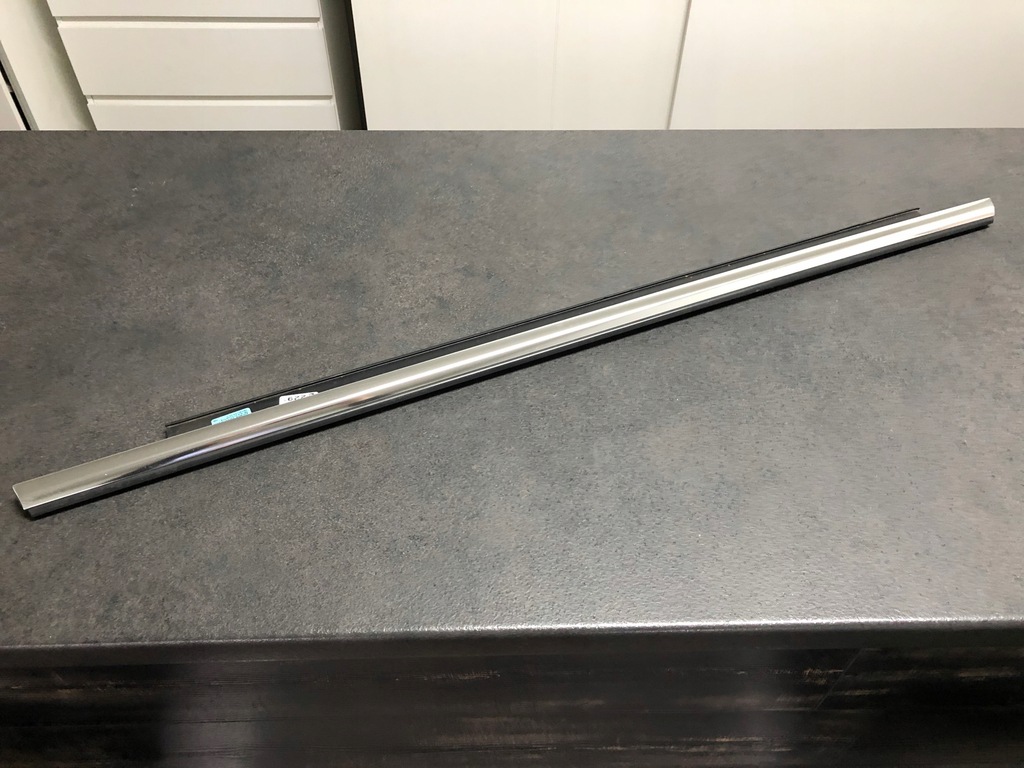 фото №1, Audi оригинальный номер 4g8853764