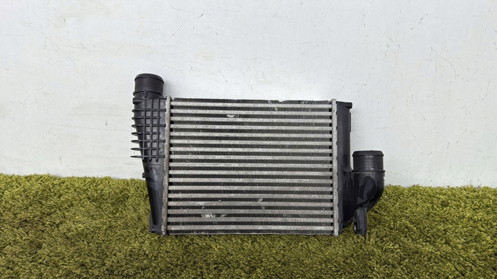 фото №1, Радиатор интеркулер 1.5 2.0 hdi jumpy iii expert 3 proace ii 2 vivaro c