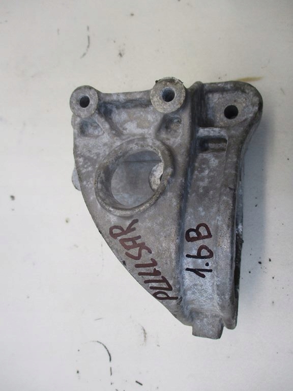 фото №1, Кронштейн опора полуось nissan pulsar 1.6