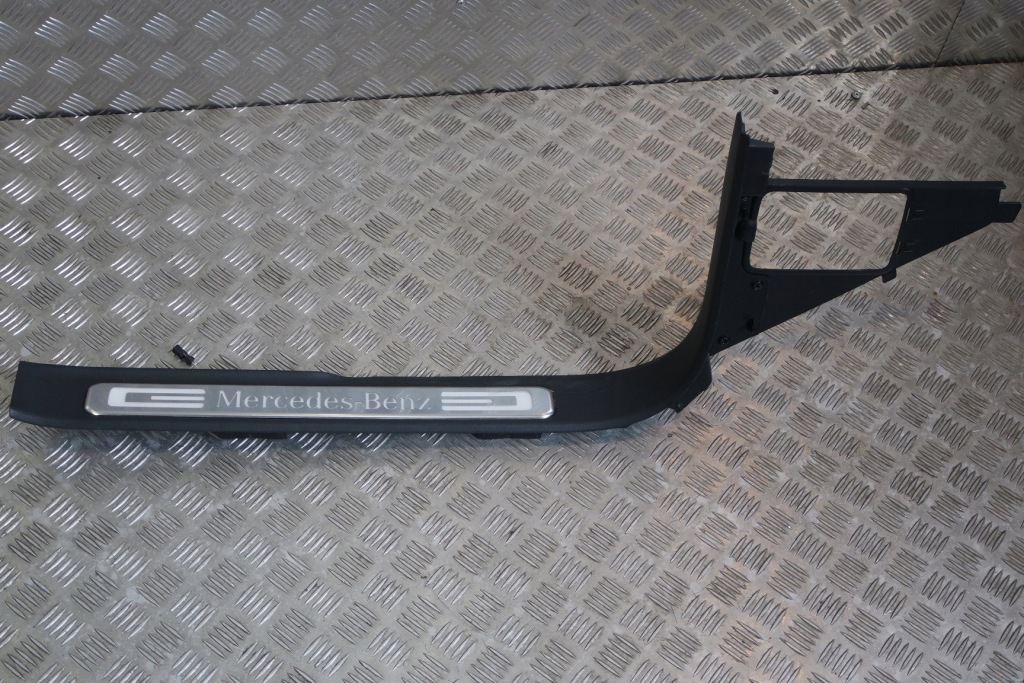 Купить Молдинг подсвеченная mercedes w463/4 a4636801406