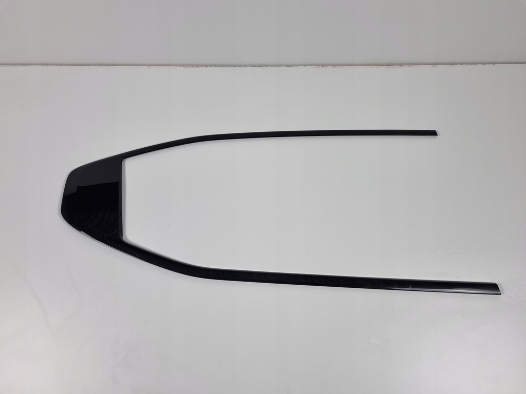 фото №1, Volvo polestar молдинг рамка скло задня права задня 31689573