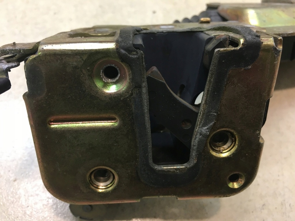 фото №6, Замок двері лівий задня s40 i 2.0