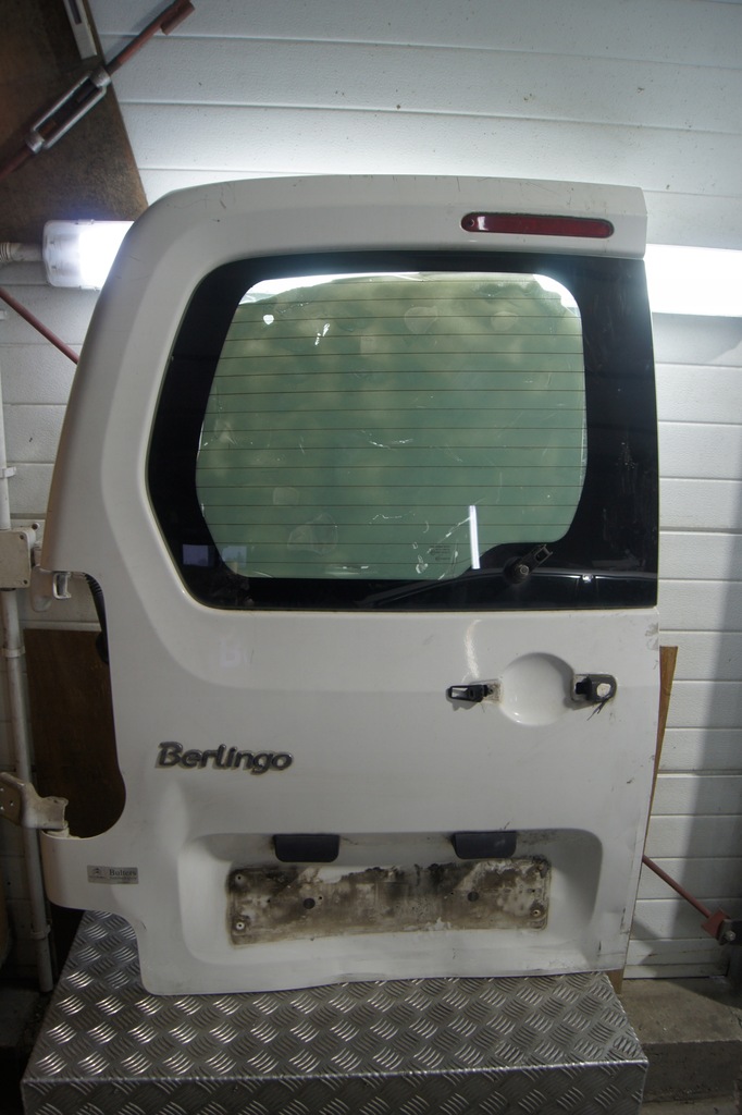 фото №1, Дверь левая задние крыло berlingo ii