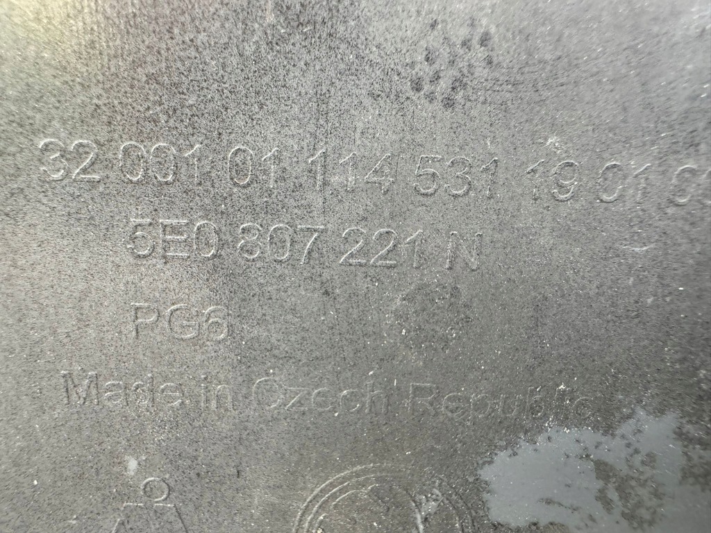 Skoda octavia iii 3 lift 17-20 бампер передній перед pdc spr Зі Шроту