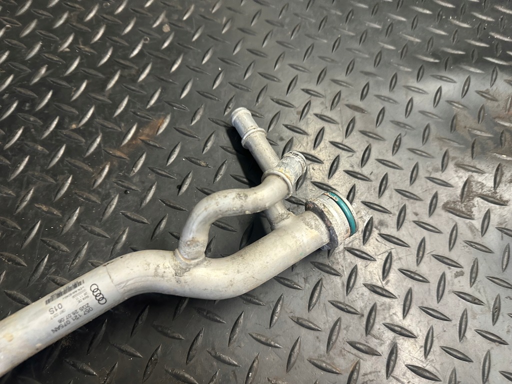 фото №6, Шланг wody audi a8 d4 4.2 tdi cds 057121075an