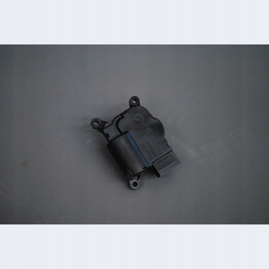 фото №1, Моторчик обдув audi q7 4l 7l0907511am