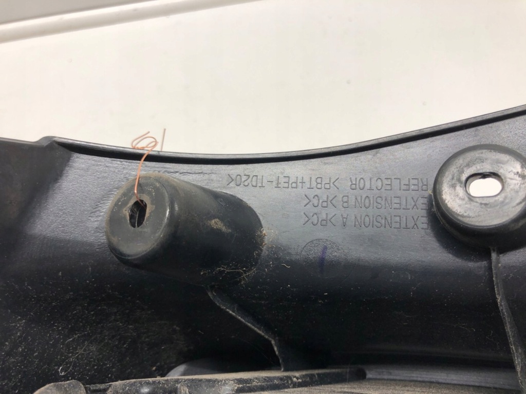 фото №4, Лампа правый задняя mazda 2 dl хэтчбек