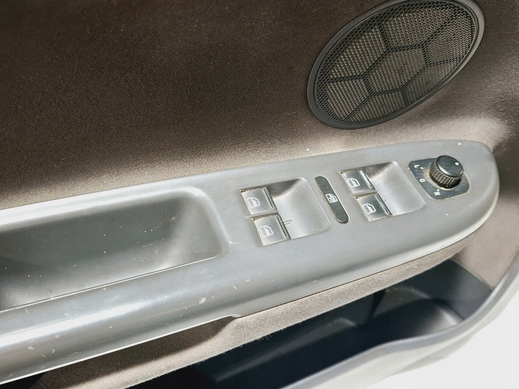 фото №9, Обшивка двері перед передній лівий vw golf v 5 + plus 5m0 5m1868109 5m0868079a