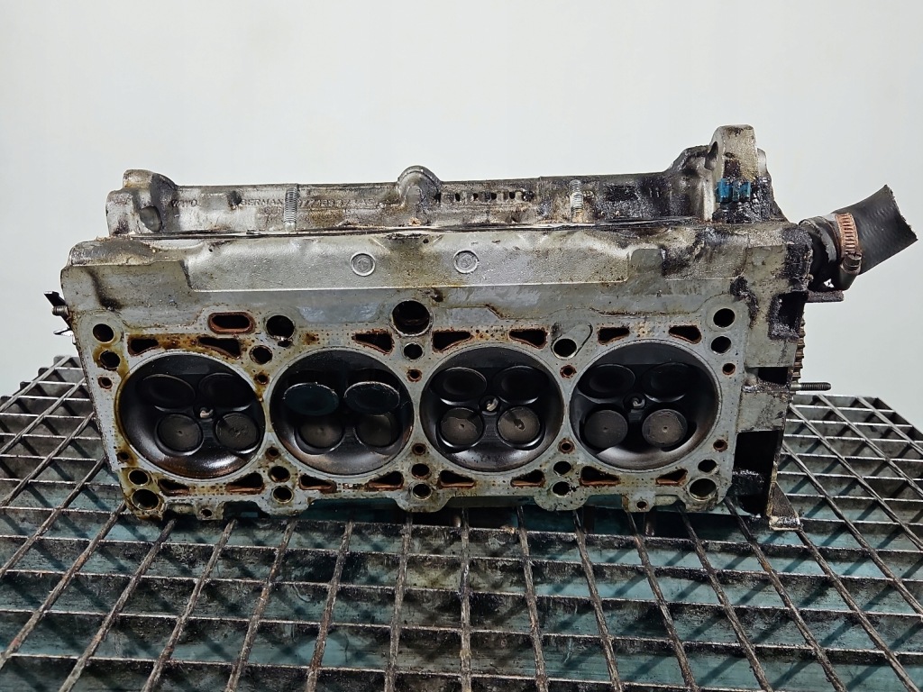 фото №12, Головка audi a8 d2 077103373ae 4.2 v8 299km abz
