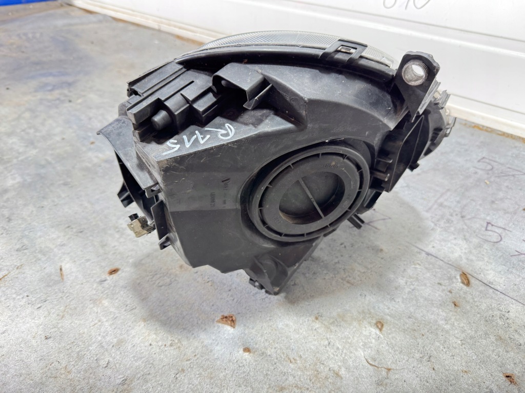 Mini r55 / r56 фара правий ксенон 100061-00 Недорого