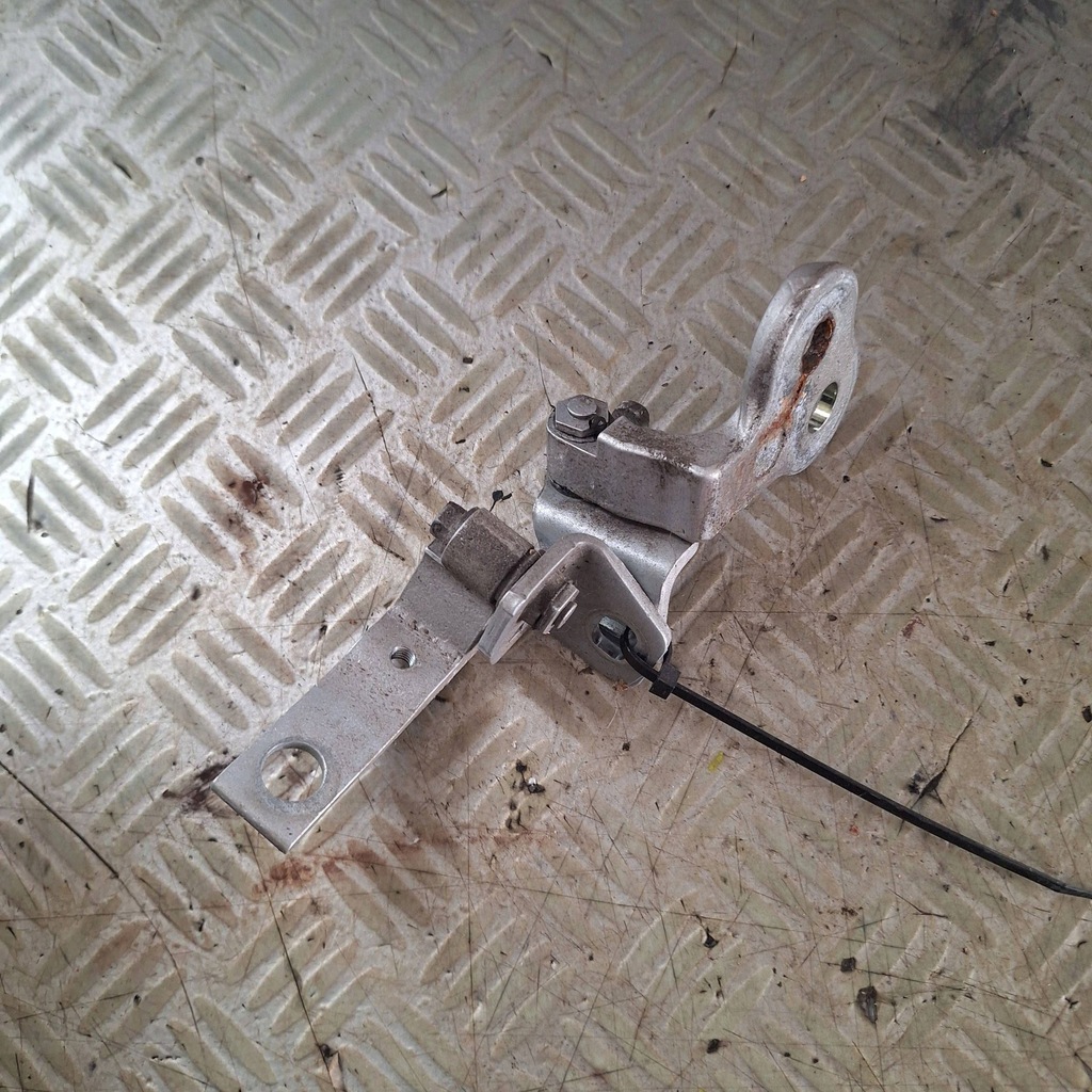 фото №1, Ford focus mk3 петлі двері передніх правих