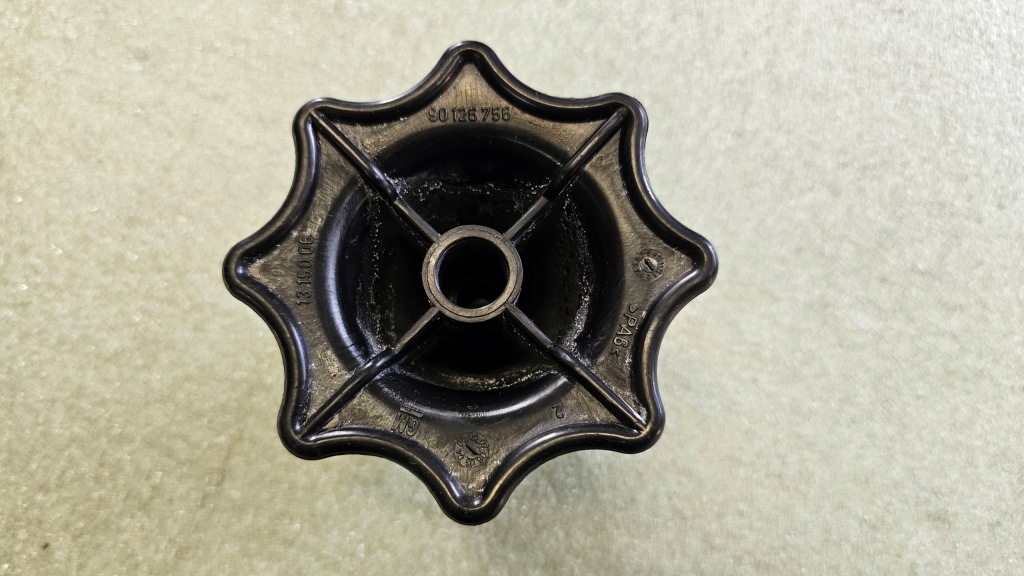 фото №1, Fiat croma ii болт кронштейн колеса запасного 90126756