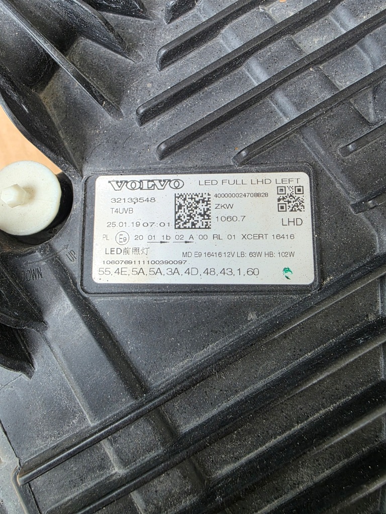 Фара перед левая volvo xc60 2 2 full led 32133548 в Украине