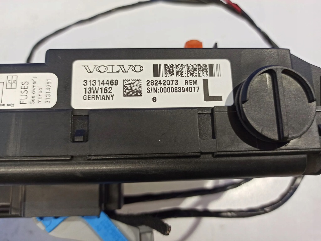 фото №7, Volvo xc90 2013 реле