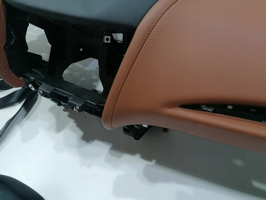 фото №8, Maseratti levante панель приладів консоль подушка безпеки ремені