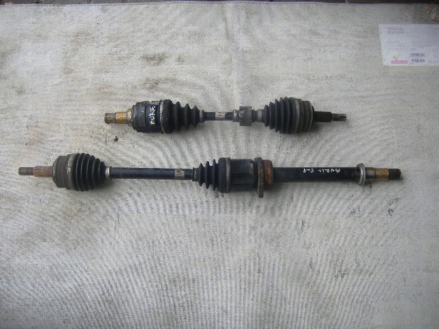 фото №1, Toyota auris e15 2.2d4d приводной вал левая правая перед