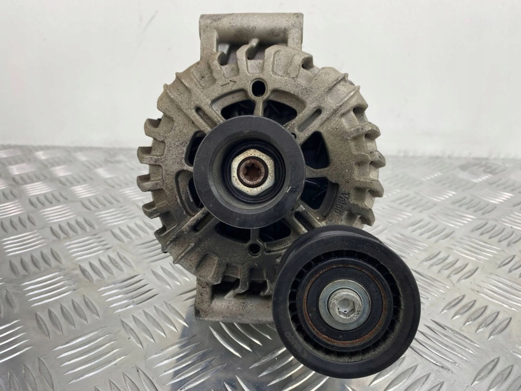 Bmw 740i f01 f02 f03 f04 3.0 n54 n54b30 генератор 7573754 в Україні