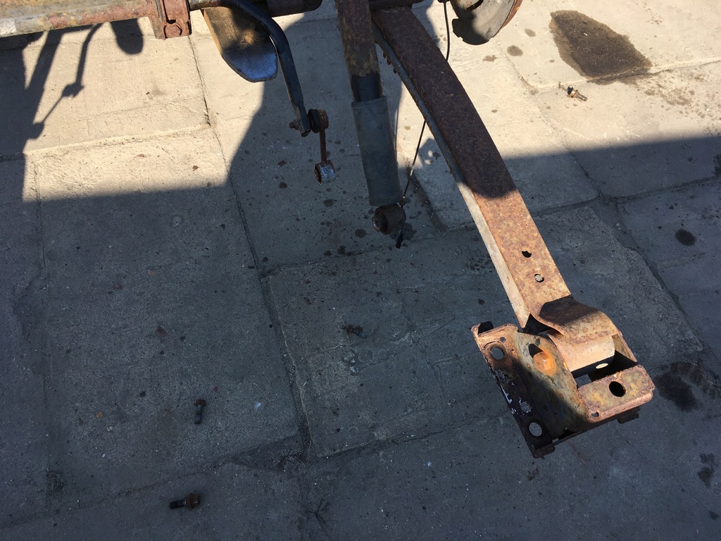 фото №4, Балка подвеска задняя рессора master iii 3 16"