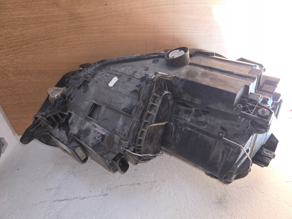 фото №15, Лампа правая левая vw golf sportsvan 517 517941006c 517941005c eu