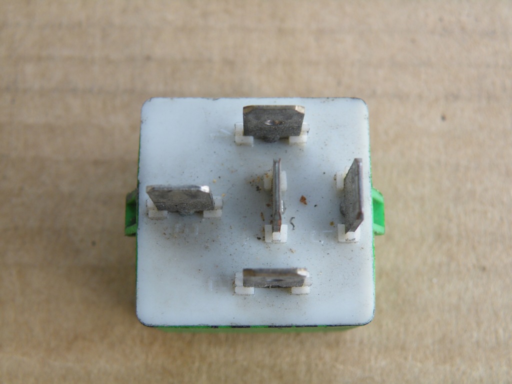 Peugeot citroen реле вентилятора 35a03531 g.cartier в Україні