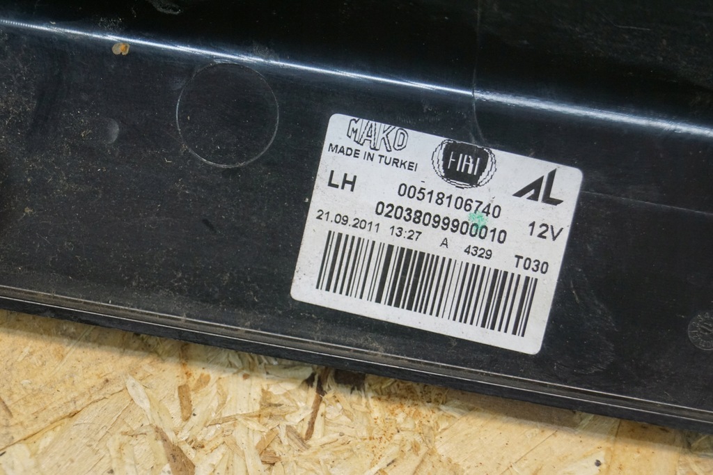 фото №13, Лампа левый задняя fiat doblo ii