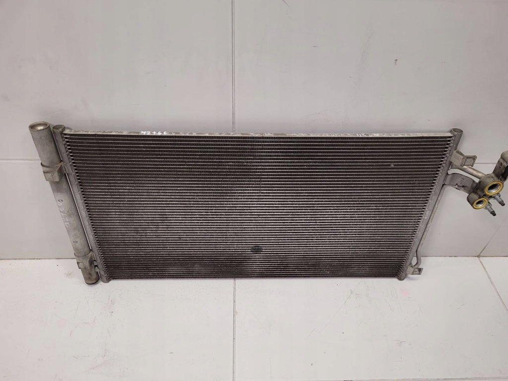 фото №2, Радіатор кондиціонера land rover range rover evoque facelift 2018