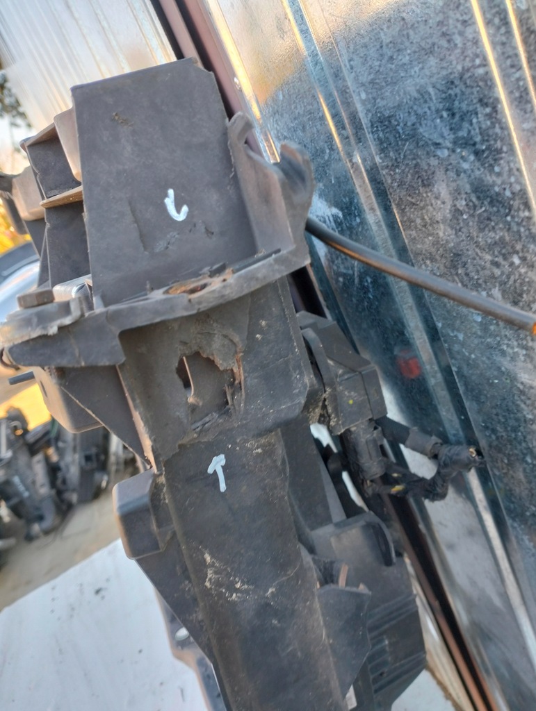 фото №7, Pas передній радіатор вентилятор peugeot 207 бензин