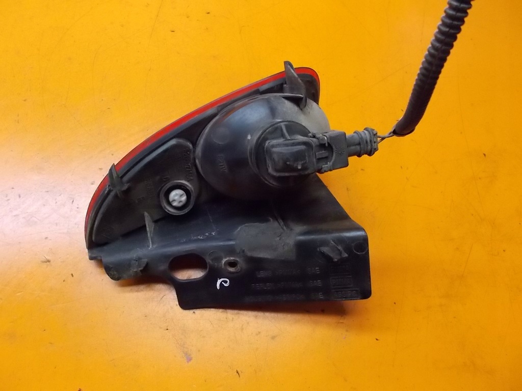 фото №4, Лампа бампера задняя renault espace iv 2.2 dci 8200027154