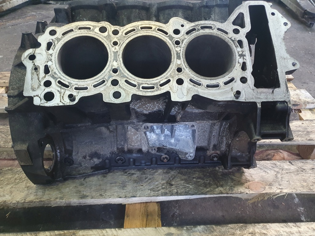 фото №8, Блок двигателя голый mercedes номинальный 3.0 cdi ml gl 642940