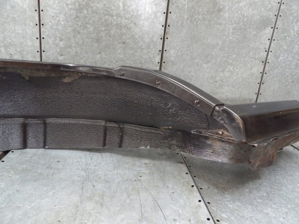 Jeep grand cherokee wj крыло правая  задний Недорого