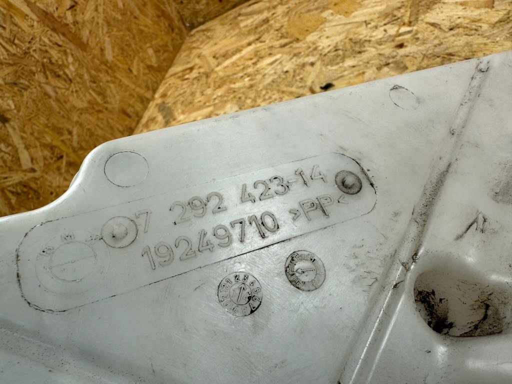 фото №9, Бак омивача помпа bmw x5 f15 x6 f16 7292423