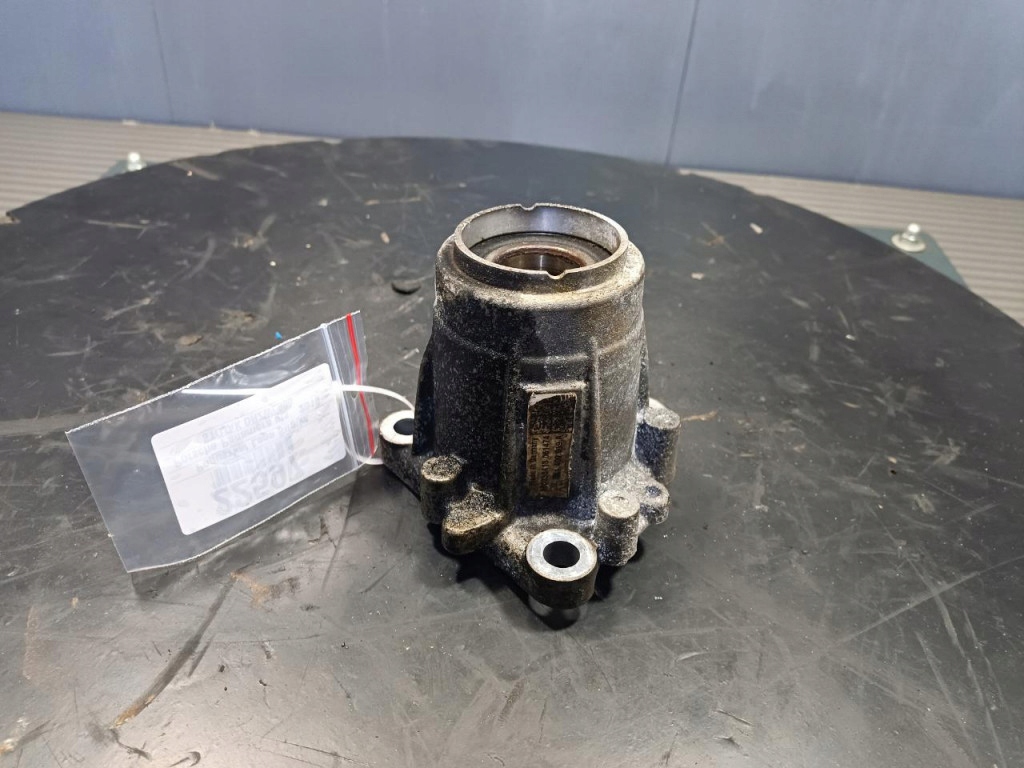 фото №1, Porsche panamera gts 971 кронштейн опора полуось 1409019a