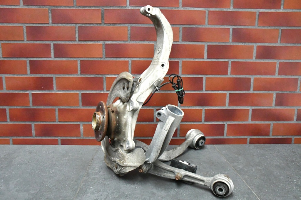 Поворотный кулак левая перед амортизатор левый приводной вал левая bmw x7 g07 13746km Недорого