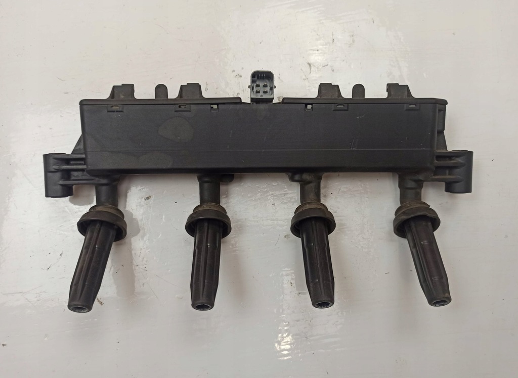 фото №1, Катушка зажигания peugeot 206