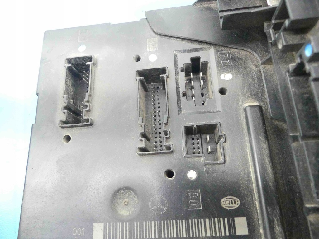 фото №12, Коробка запобіжників mercedes w212 2129000004