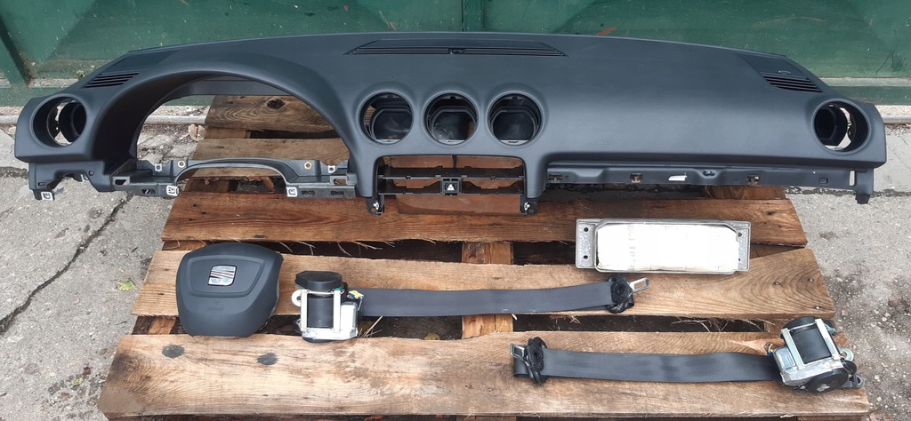 фото №1, Seat exeo панель приладів консоль ремені подушка безпеки подушки безпеки