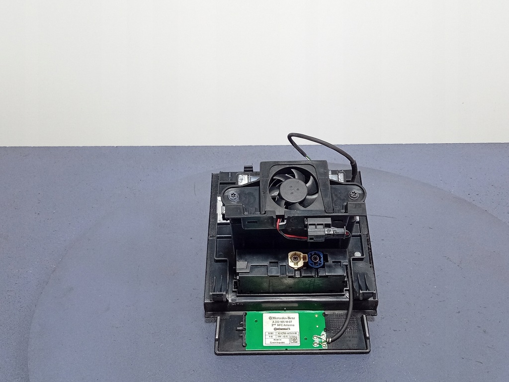 фото №6, Mercedes s w222 модуль зарядное устройство индукционной