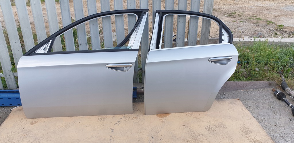 фото №1, Левая задние дверь alfa 159 sedan