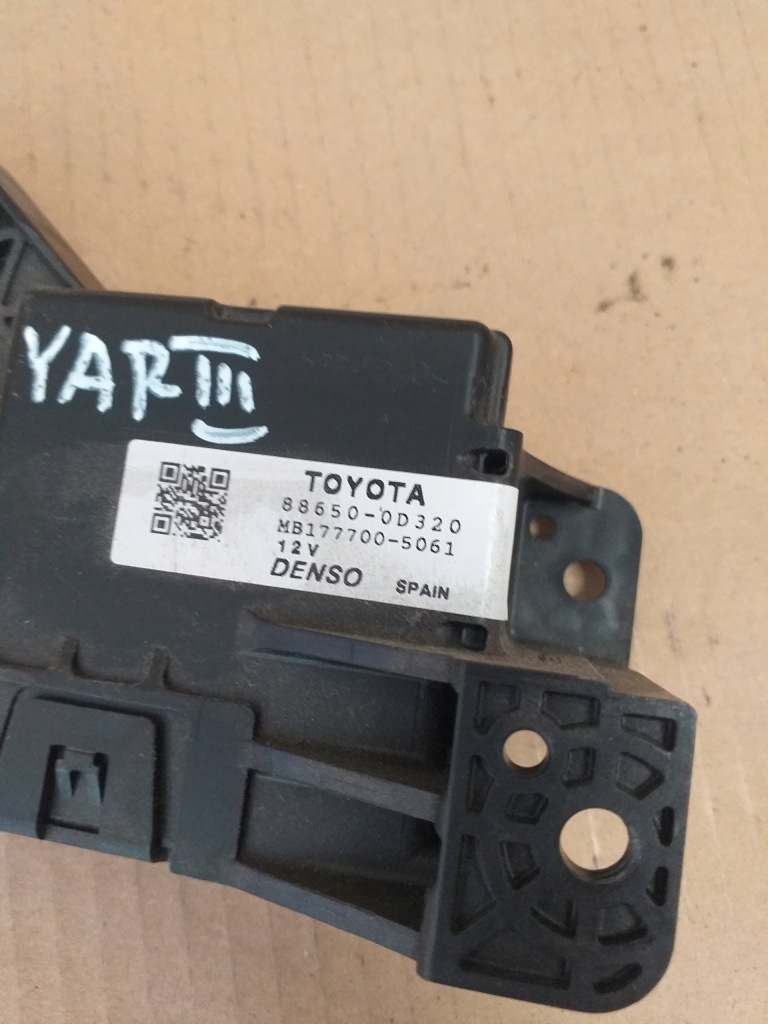фото №1, Yaris iii lift модуль блок управления кондиционера