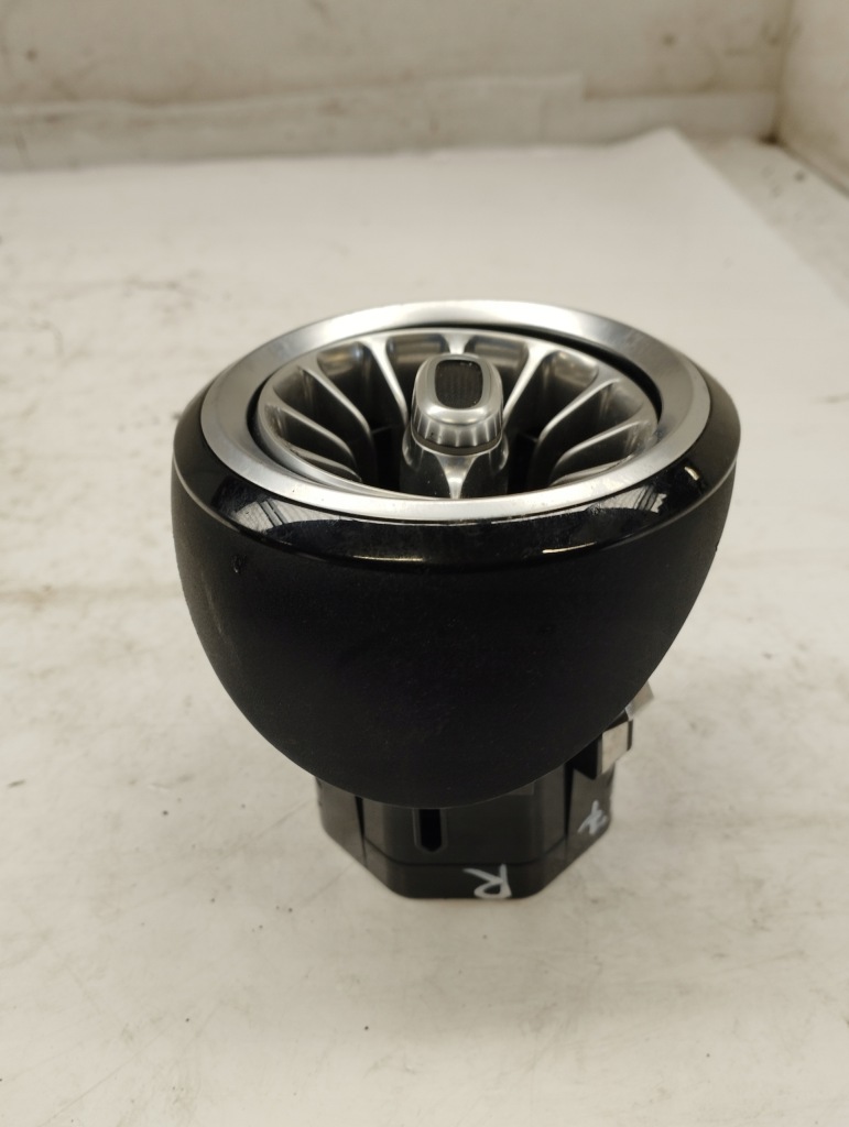 Mercedes w177 amg a35 решётка обдув правая a1778300750 в Украине