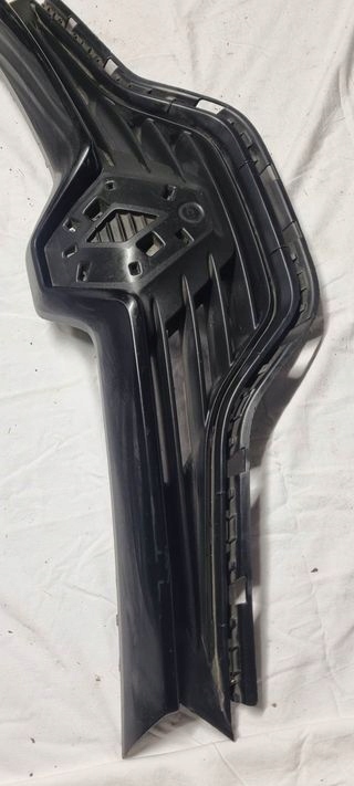 фото №5, Renault captur решётка радиатора решётка радиатора молдинг 623102335r