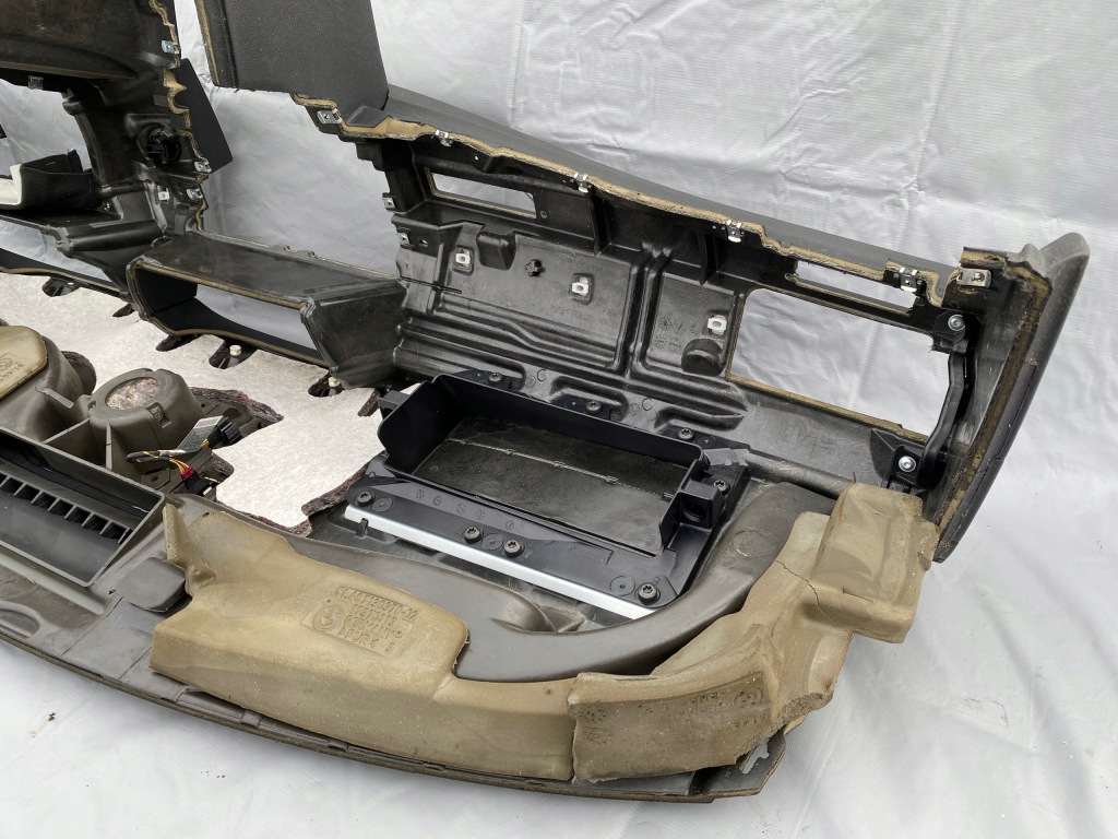 Приборная панель панель  приборная панель приборная bmw 5 e60 e61 - 912368701 / 7034108 Оригинал