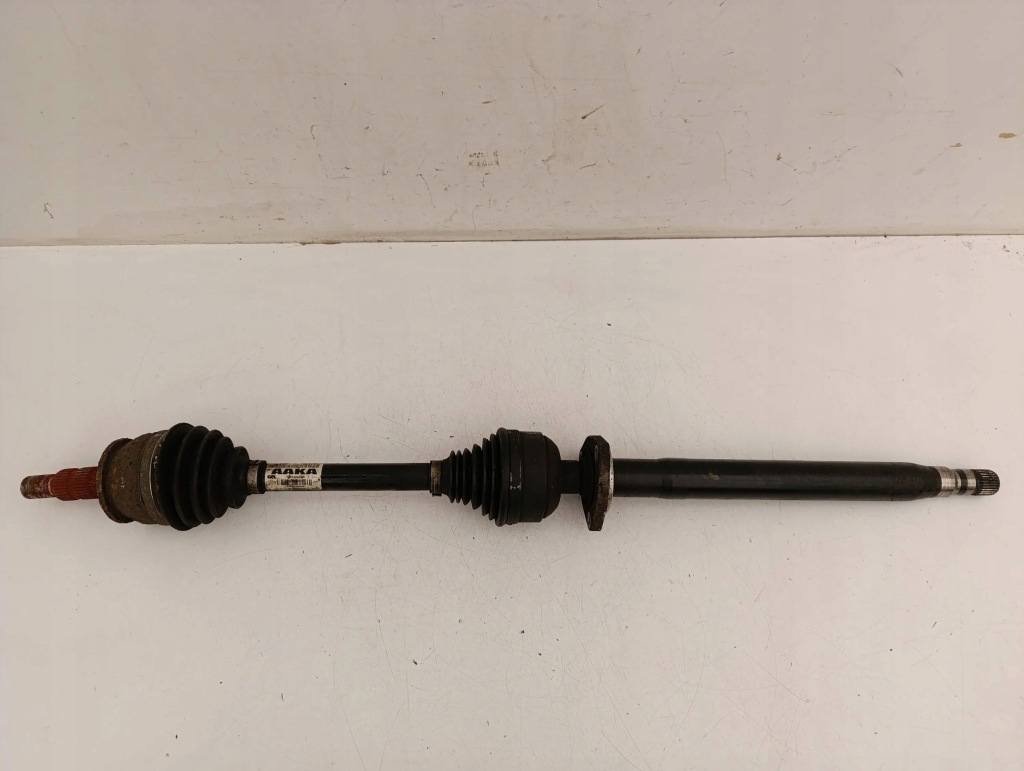 Купити Opel insignia a 2008 привідний вал aaka 13348258