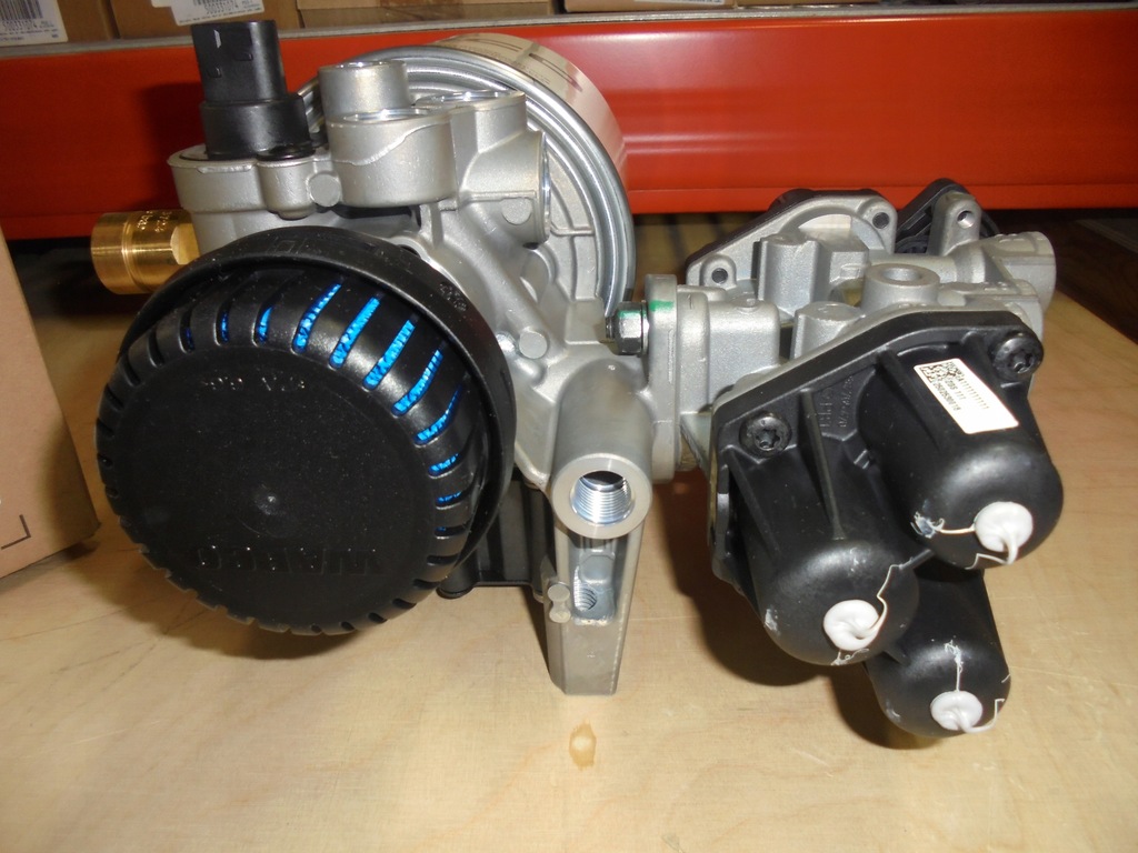 фото №6, Осушитель воздуха iveco trakker stralis 5802223716